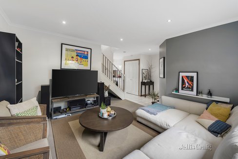 2/54 St Andrews Avenue Rosanna 3084