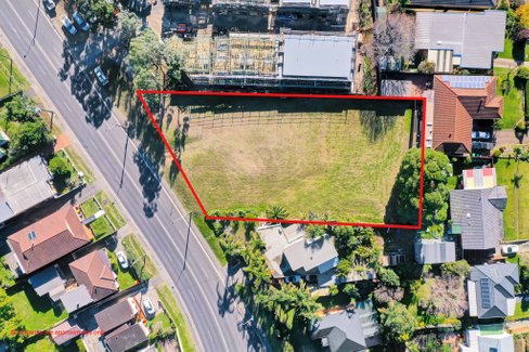 255-257 Princes Hwy, DAPTO NSW 2530