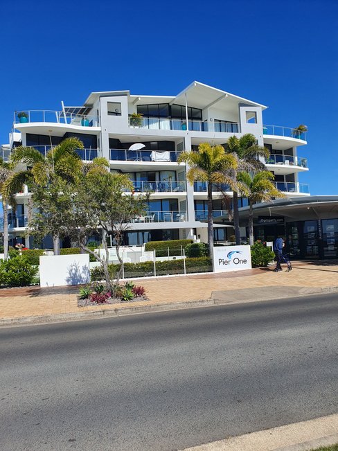 2/558-559 Esplanade, URANGAN QLD 4655