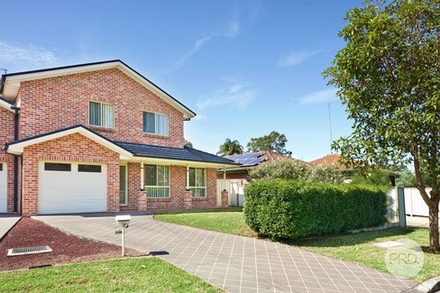 2/56 Willoring Crescent, JAMISONTOWN NSW 2750