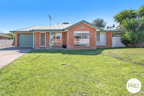 2/564 Seymour Street, LAVINGTON NSW 2641
