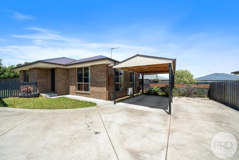2/57 Cavenor Drive, ROKEBY TAS 7019