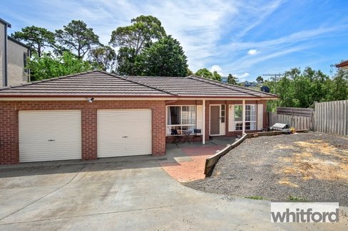 2/57 Grosvenor Drive, Wandana Heights