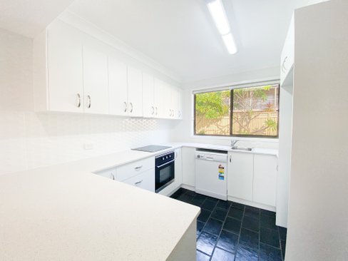 2/59 Pantowora Street, CORLETTE NSW 2315