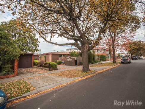 2 6 Albert Avenue Oakleigh 3166