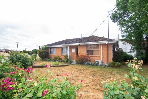 26 Bradford Road, SHEPPARTON