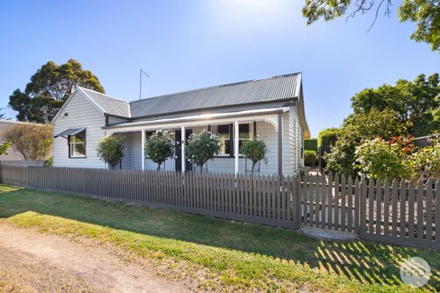 26 Brooke Street, SMYTHESDALE VIC 3351