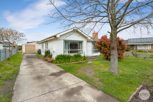 26 Carpenter Street, WENDOUREE VIC 3355