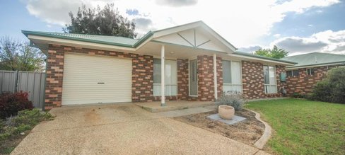2/6 Galleon Place, ESTELLA NSW 2650