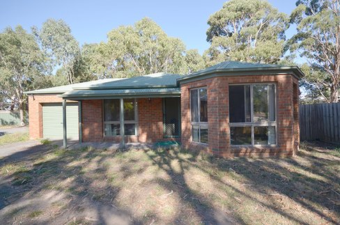 2 6 Haymes Road Mount Clear 3350
