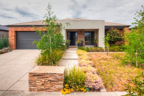 26 Macarthur Park Boulevard, MINERS REST VIC 3352