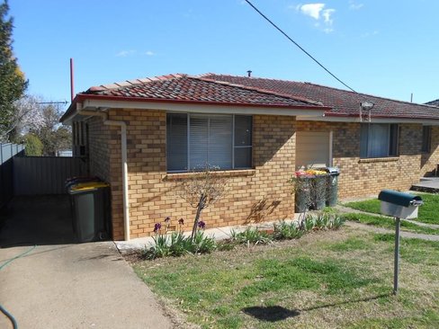 2/6 Martin Street, TAMWORTH NSW 2340