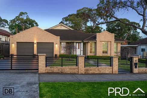 26 Monie Ave, EAST HILLS NSW 2213
