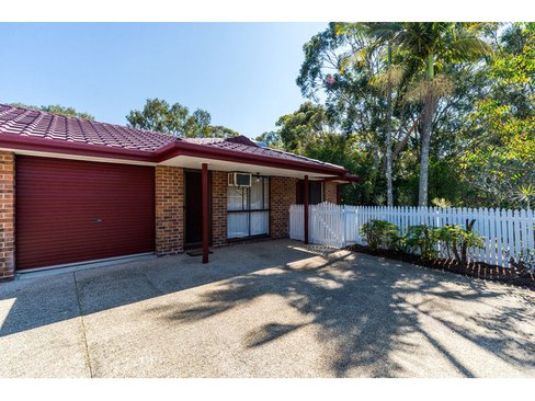 2/6 Nina Parade, ARUNDEL QLD 4214