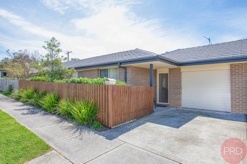 2/6 Ogilvie Street, BERESFIELD NSW 2322