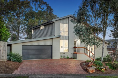 26 Oronsay Crescent Diamond Creek 3089