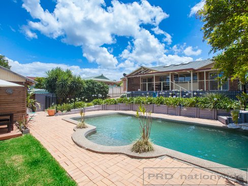 26 Pacific Cresent, ASHTONFIELD NSW 2323