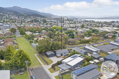 26 Tenth Avenue, WEST MOONAH TAS 7009