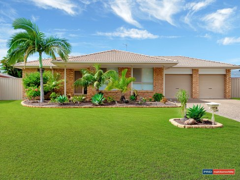 26 Whipbird Court, BURLEIGH WATERS QLD 4220