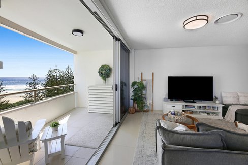 26/100 The Esplanade, Burleigh Heads QLD 4220