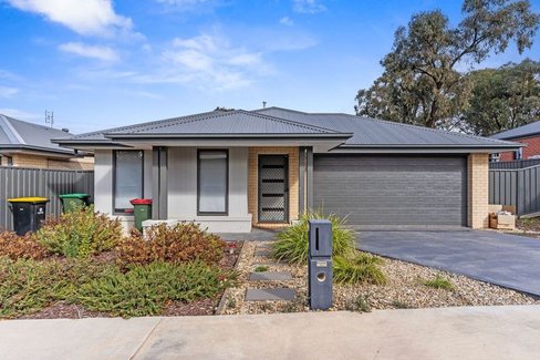 2/61A Jobs Gully Road, EAGLEHAWK