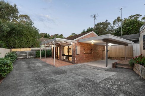 2 62 Beard Street Eltham 3095