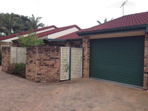 2/62 York Street, NUNDAH QLD 4012