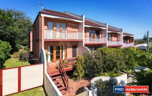 2/63-65 Montpelier Street, CLAYFIELD QLD 4011