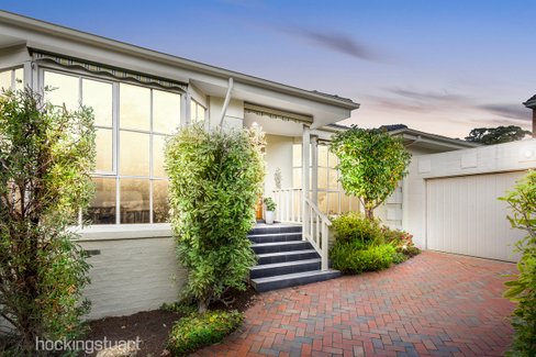 2 63 Park Road Surrey Hills 3127