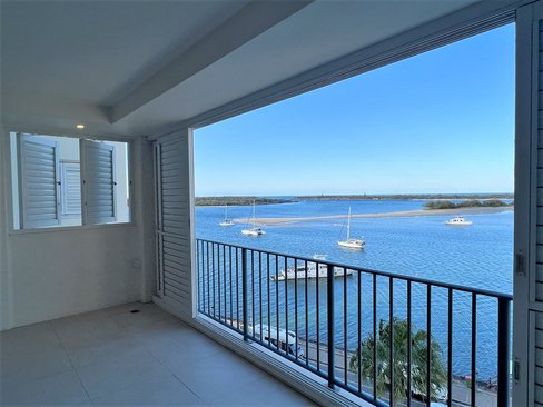 26/326-343 Marine Parade, LABRADOR QLD 4215