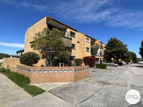 26/429 McDonald Road, LAVINGTON NSW 2641