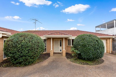 2 65 The Avenue Ocean Grove 3226