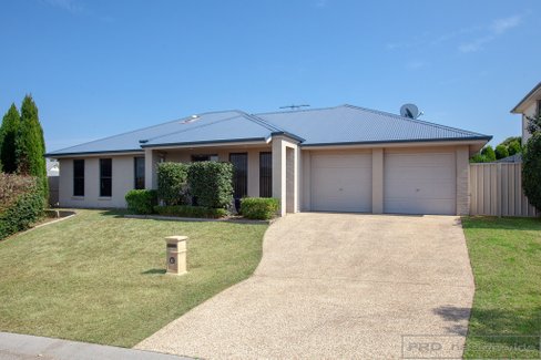 2/66 Canterbury Drive, RAWORTH NSW 2321