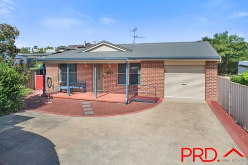 2/67 Denne Street, TAMWORTH NSW 2340