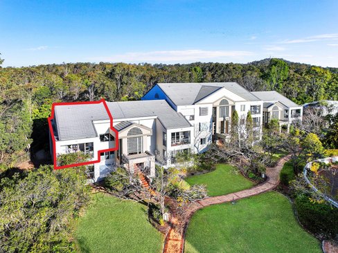 26/76-80 Chichester Drive, ARUNDEL QLD 4214