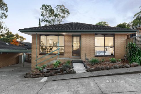 2 69 Nell Street Greensborough 3088