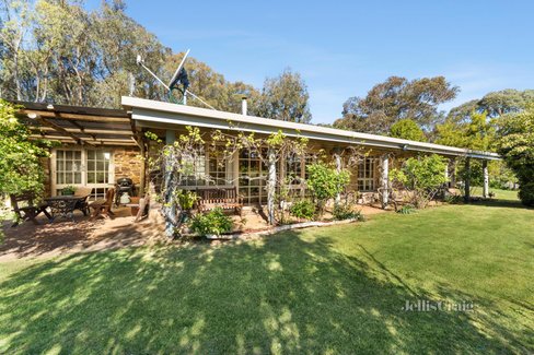 269 Sawpit Gully Road Mount Franklin 3461