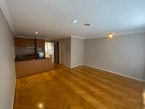 2/692 Burwood Road Hawthorn East 3123