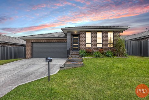 27 Arrowfield Street, CLIFTLEIGH