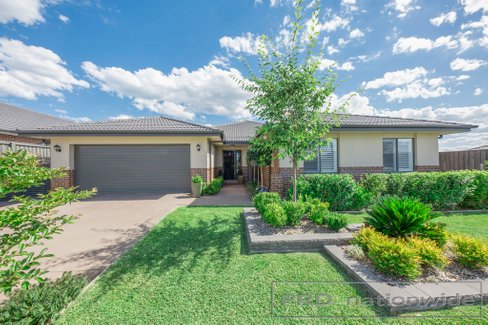 27 Arrowtail Street, CHISHOLM NSW 2322