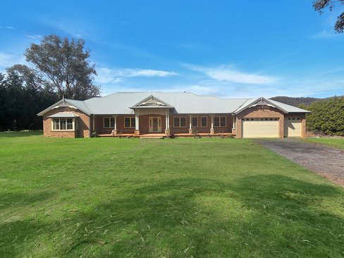 27 Baaners Ln, Little Hartley NSW 2790