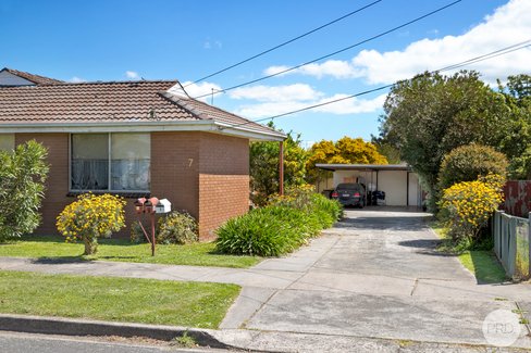 2/7 Baldwin Street, WENDOUREE