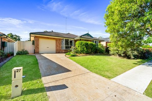 27 Bulu Drive, GLENMORE PARK NSW 2745