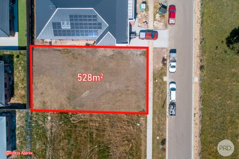 27 Carbery Way, LUCAS VIC 3350