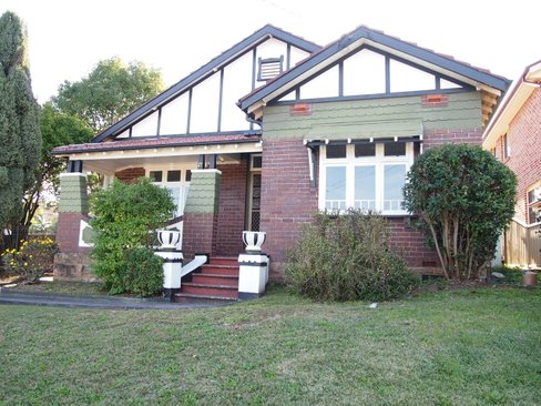 27 Dardanelles Street, MORTDALE NSW 2223