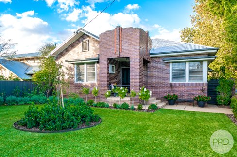 27 Dobbs Street, WAGGA WAGGA NSW 2650