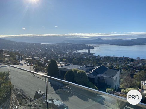 27 Enterprise rd, SANDY BAY TAS 7005