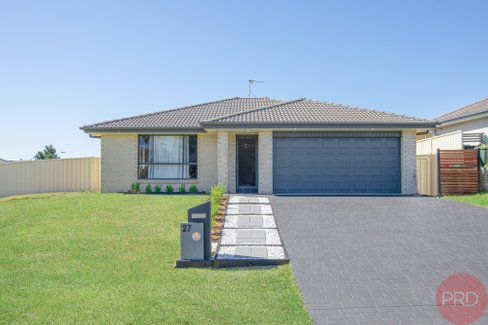 27 Fernleigh Avenue, RUTHERFORD NSW 2320