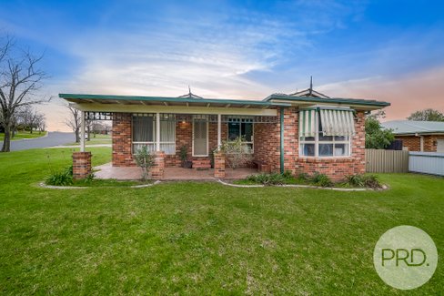 27 Gunn Drive, ESTELLA NSW 2650