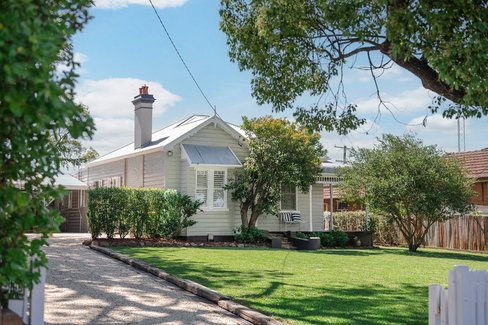 27 High Street, EAST MAITLAND